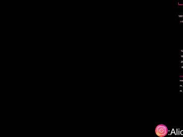 webcam girl alicia_uwu live cam image #3019301