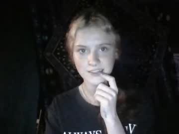 webcam girl ghost_bby2 live cam image #4343707