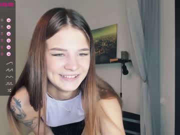 webcam girl sweet_idol live cam image #2445127