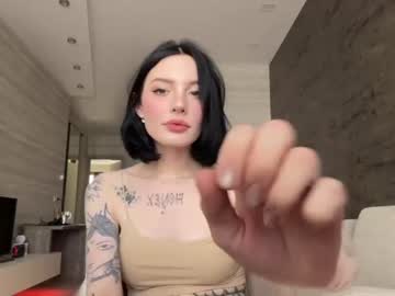 webcam tranny evelynforever live cam image #4553370
