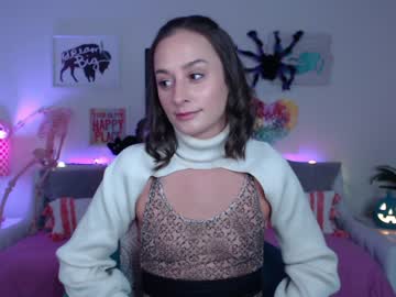 webcam girl holihurricane live cam image #2961832