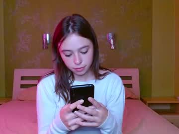 webcam girl litttle_flower_ live cam image #1887054