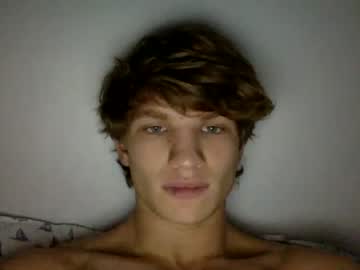 webcam man aestheticgod10 live cam image #3160896