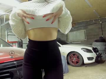 webcam girl jenniferden live cam image #6892403