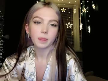 webcam girl small_blondee live cam image #5731619