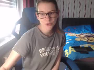 webcam girl xinnocence94x live cam image #4882074