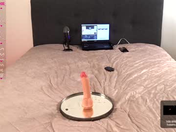 webcam girl blondehottiekerry live cam image #3911036