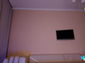 webcam girl hollyextra live cam image #4097001