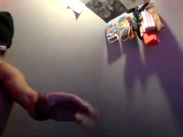 webcam man crackedcrypto live cam image #2131812