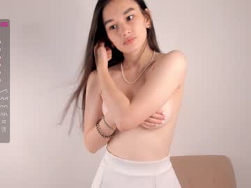 webcam girl juliepenningtona live cam image #4817160
