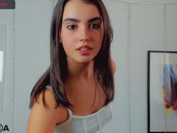 webcam girl nika_la live cam image #1039530