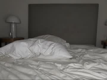 webcam couple ari_lovexo live cam image #700127