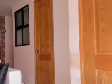 webcam tranny lucia_garcia live cam image #432604