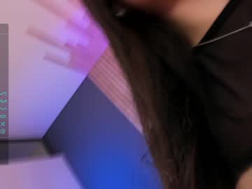 webcam girl lau__1 live cam image #5382229
