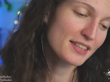 webcam girl yulladao live cam image #933399