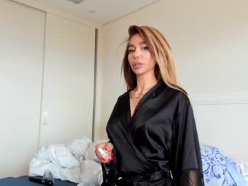 webcam girl lovequine live cam image #1643290