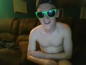 webcam man parunnerdude live cam image #2639707
