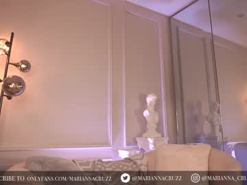 webcam girl mariannacruzz live cam image #4127420