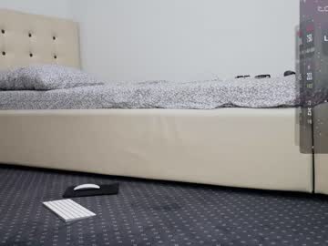 webcam girl carmela_fox live cam image #6282801
