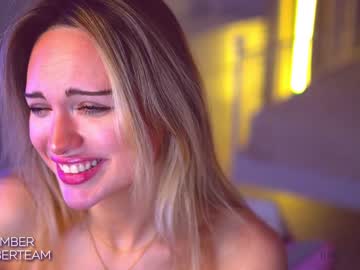 webcam girl emmber live cam image #2277787