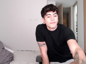 webcam man sebastiancollins live cam image #1577332