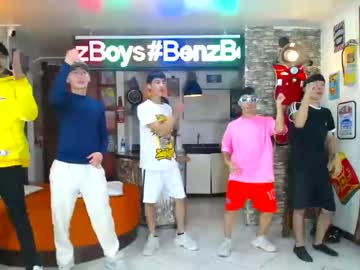 webcam man benz_boys live cam image #6738820