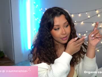 webcam girl carasweden live cam image #3841500