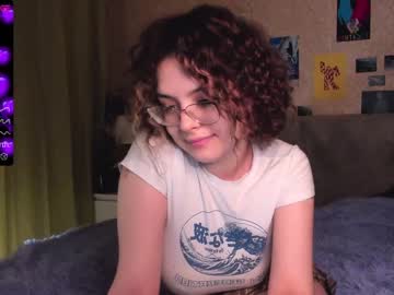 webcam girl nessaa_moree live cam image #4064378