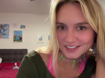 webcam girl sarahsapling live cam image #5508300