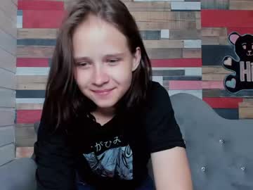 webcam girl lindamerinss live cam image #2094827