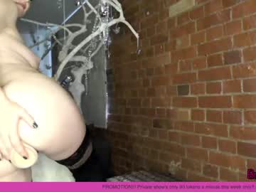 webcam girl british_brin live cam image #645774