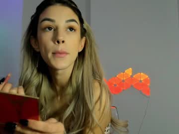 webcam girl hotfallingdevil live cam image #2891327