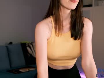 webcam girl _blackbee_ live cam image #2092682