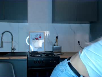 webcam girl lilianheap live cam image #6980923