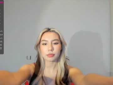 webcam girl deniseone live cam image #3581223