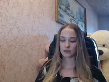 webcam girl ariana_777 live cam image #1658875