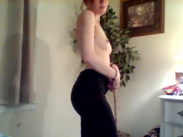 webcam girl deep_throat_adoria live cam image #1331625