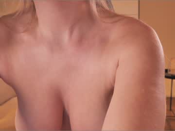 webcam girl saltedhoney live cam image #3612080