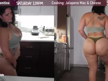 webcam girl milavalentinax live cam image #4160973