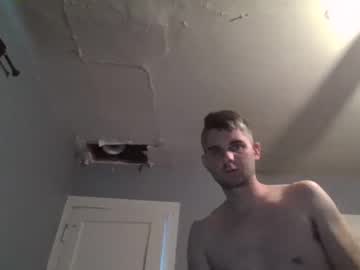 webcam man hunr5533 live cam image #3566225