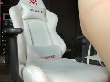 webcam girl lo_vely_su live cam image #5959146