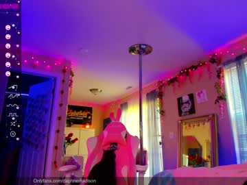 webcam girl daphnemadison live cam image #1351940