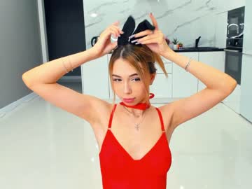 webcam girl amypierceb live cam image #5789523