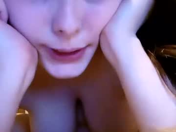 webcam girl 18andinoccent live cam image #7091746
