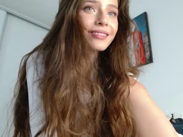 webcam girl isia_slay live cam image #2513877