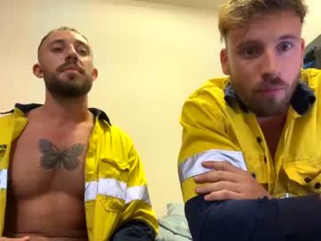 webcam man straighttradie34 live cam image #4216349
