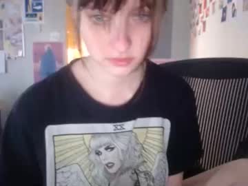 webcam girl babyfaceforever live cam image #3238799