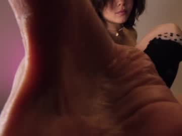 webcam girl sasha_ursx live cam image #1379988