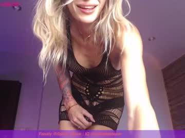 webcam tranny spicy_meow live cam image #5161406