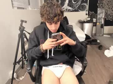 webcam man bashful4200 live cam image #5316511